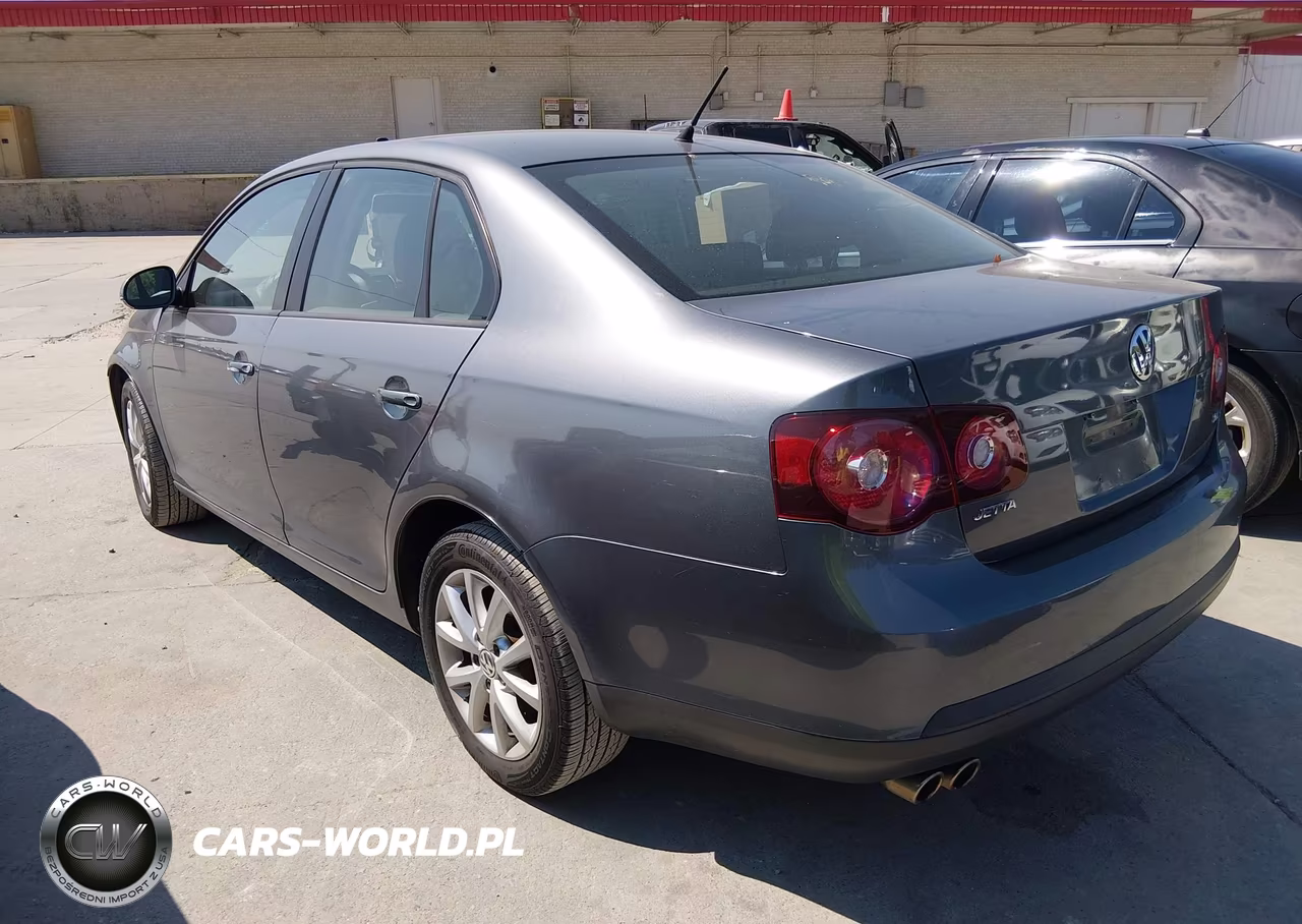 2010 Volkswagen Jetta Limited Edition VIN:3VWAX7AJ4AM098834 - 3