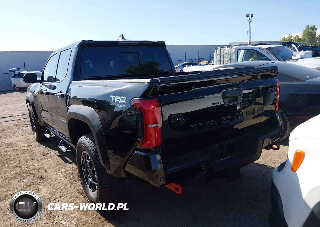 2025 Toyota Tacoma Trd Off Road VIN:3TMLB5JN3SM118610 - 3