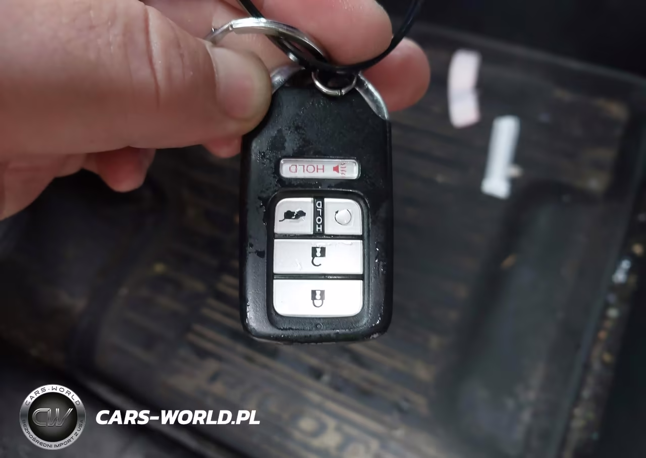 2017 Honda Pilot Touring VIN:5FNYF6H96HB003120 - 11
