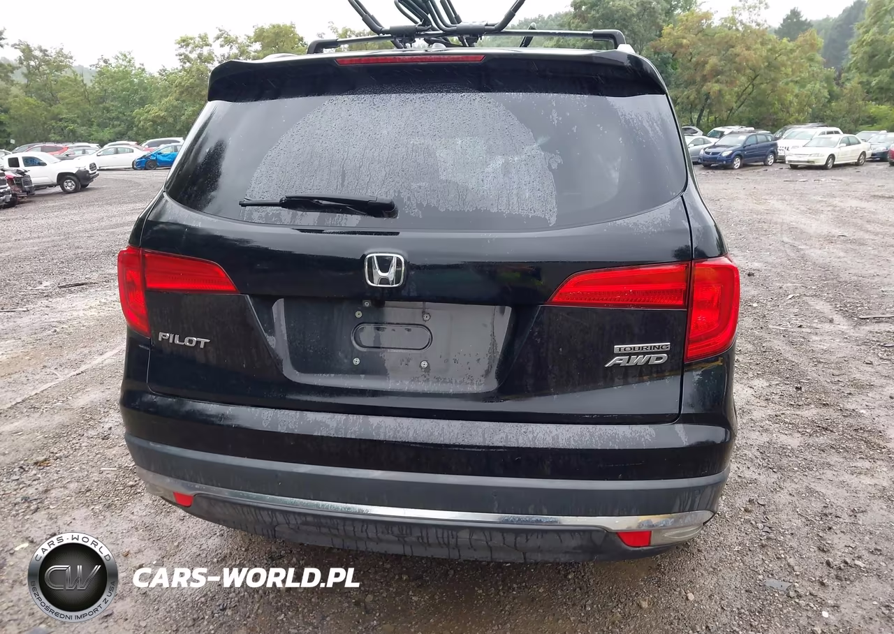2017 Honda Pilot Touring VIN:5FNYF6H96HB003120 - 16