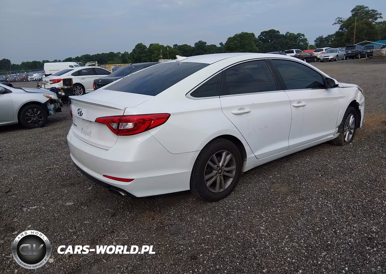 2015 Hyundai Sonata Se VIN:5NPE24AF0FH167318 - 4