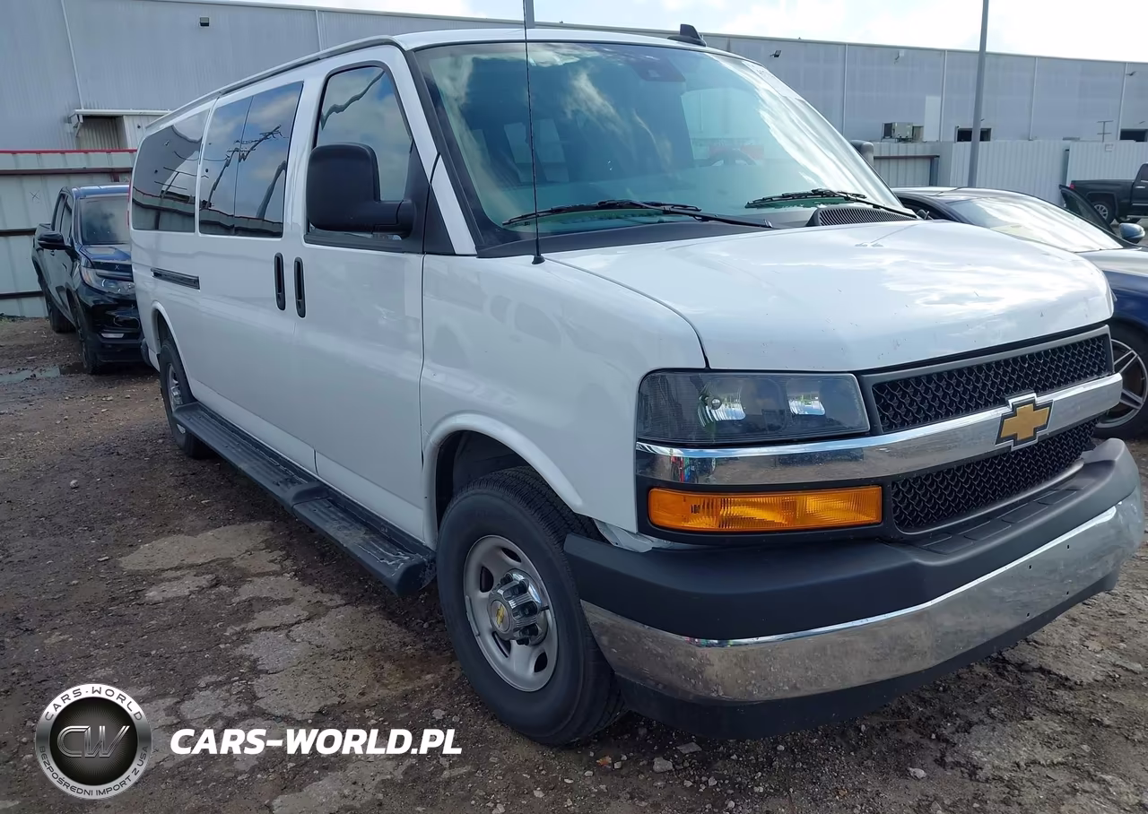 2025 Chevrolet Express Passenger Rwd 3500 Extended Wheelbase Lt – zdjęcie 1 z 17