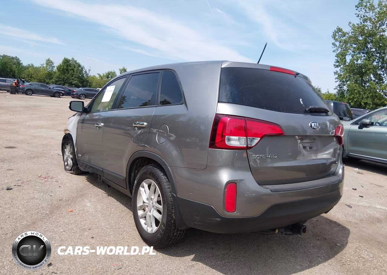 2014 Kia Sorento Lx VIN:5XYKTCA65EG549182 - 3