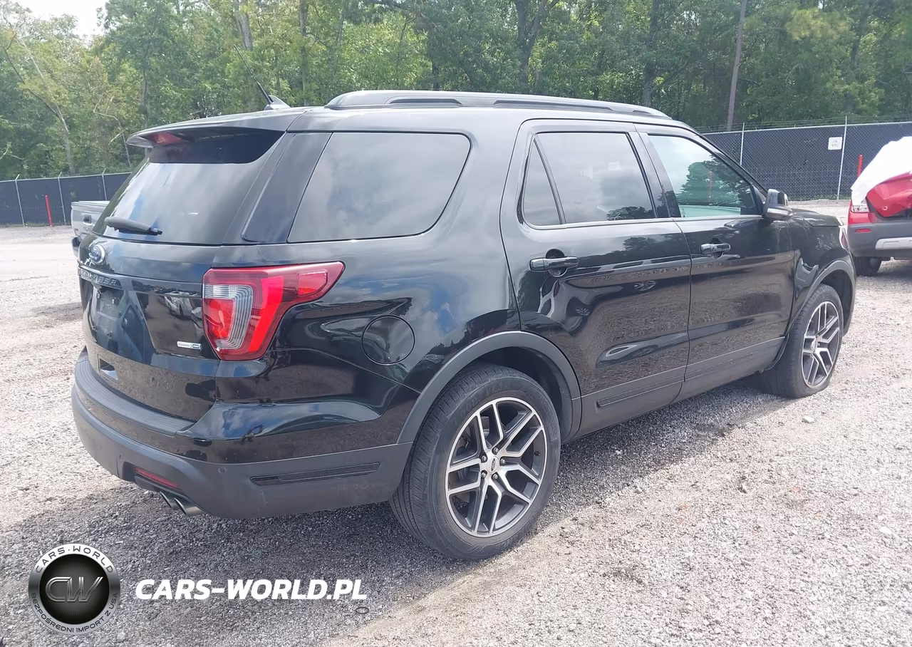 2019 Ford Explorer Sport VIN:1FM5K8GT0KGA77844 - 4