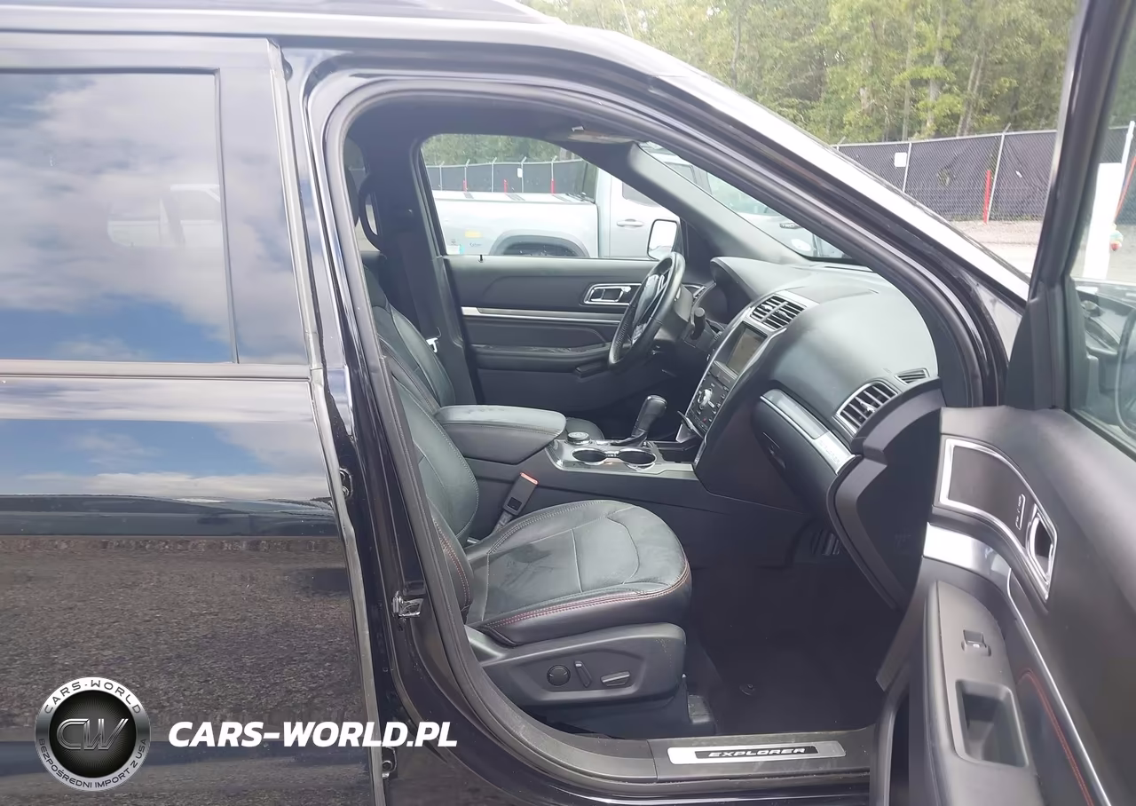 2019 Ford Explorer Sport VIN:1FM5K8GT0KGA77844 - 5