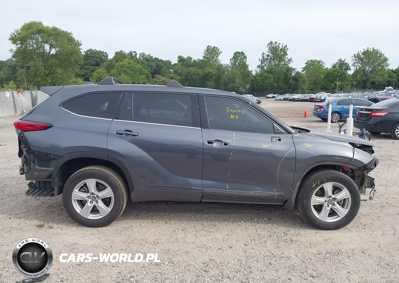 2020 Toyota Highlander Le VIN:5TDBZRBH4LS515168 - 14