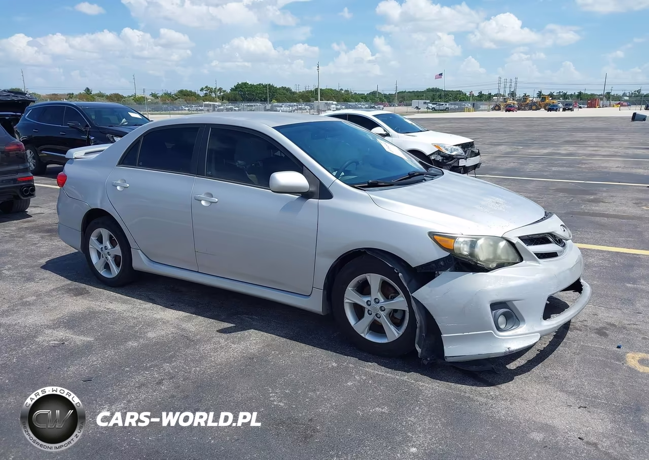 2012 Toyota Corolla S – zdjęcie 1 z 17