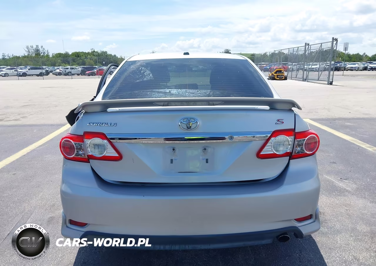 2012 Toyota Corolla S VIN:2T1BU4EE4CC865251 - 17