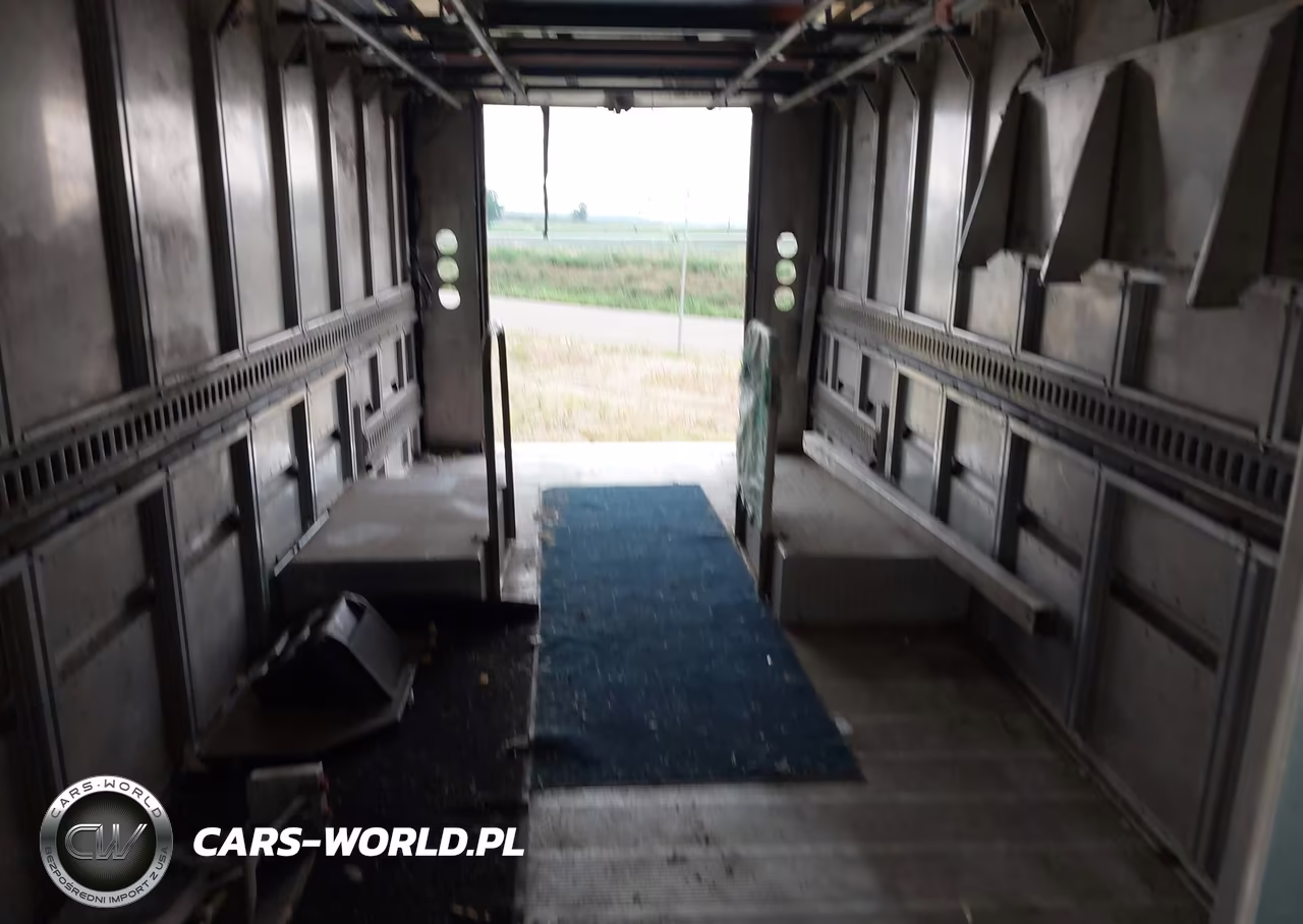 2016 Ford F-59 Commercial Stripped VIN:1F65F5KY5G0A13554 - 7