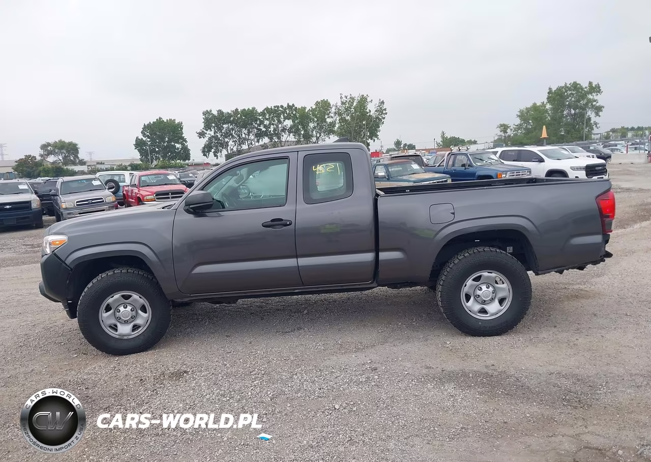 2018 Toyota Tacoma Sr VIN:5TFSX5EN7JX062851 - 14