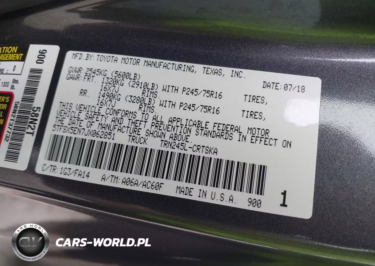 2018 Toyota Tacoma Sr VIN:5TFSX5EN7JX062851 - 9