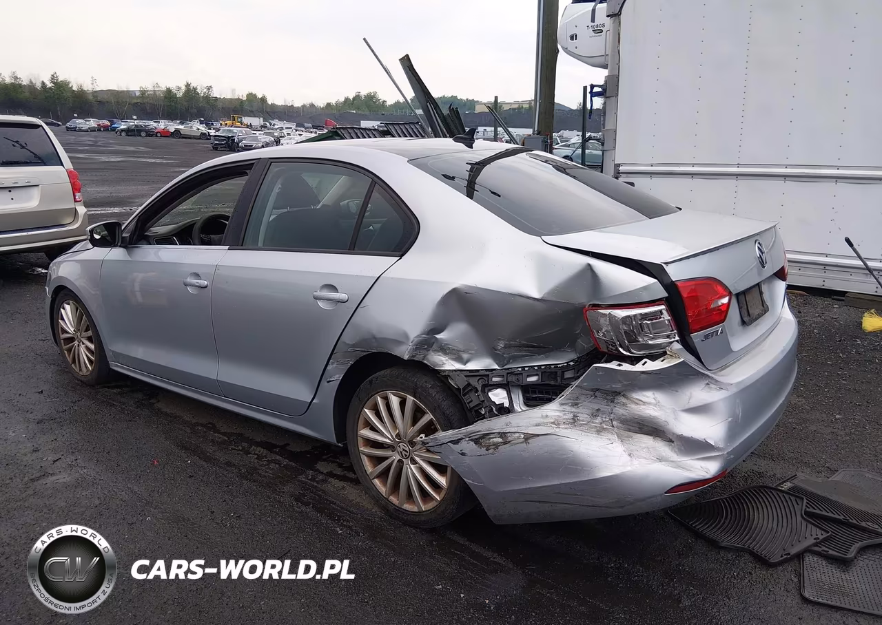 2014 Volkswagen Jetta 1.8T Sel VIN:3VWL17AJ1EM360549 - 3