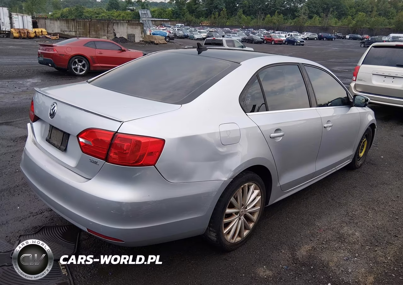 2014 Volkswagen Jetta 1.8T Sel VIN:3VWL17AJ1EM360549 - 4
