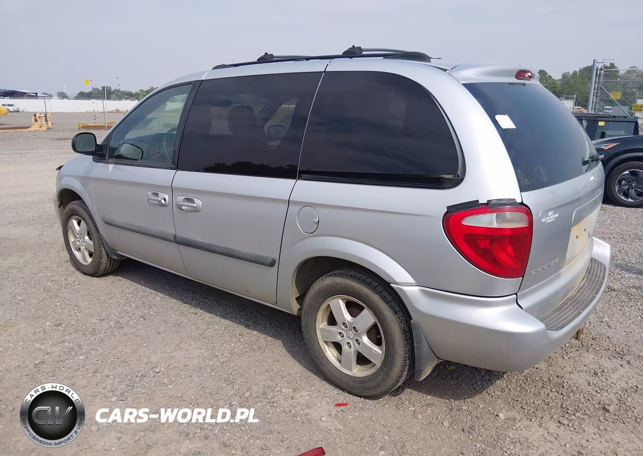 2005 Dodge Caravan Sxt VIN:1D4GP45R85B195644 - 3