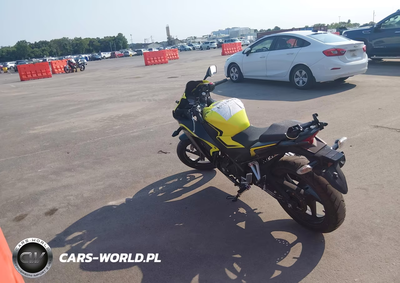 2016 Honda Cbr300 R VIN:MLHNC5109G5200295 - 3