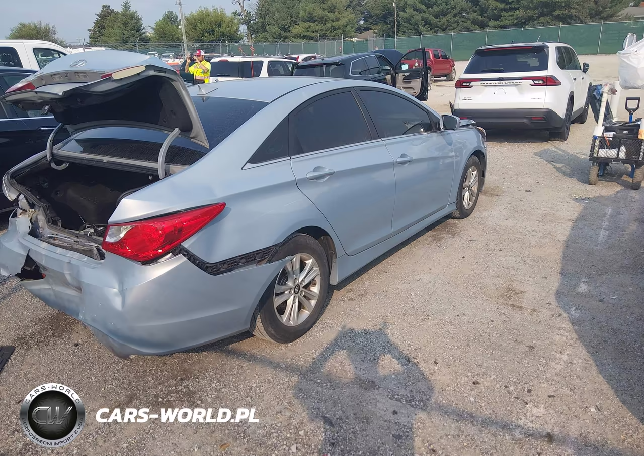 2014 Hyundai Sonata Gls VIN:5NPEB4ACXEH900849 - 4