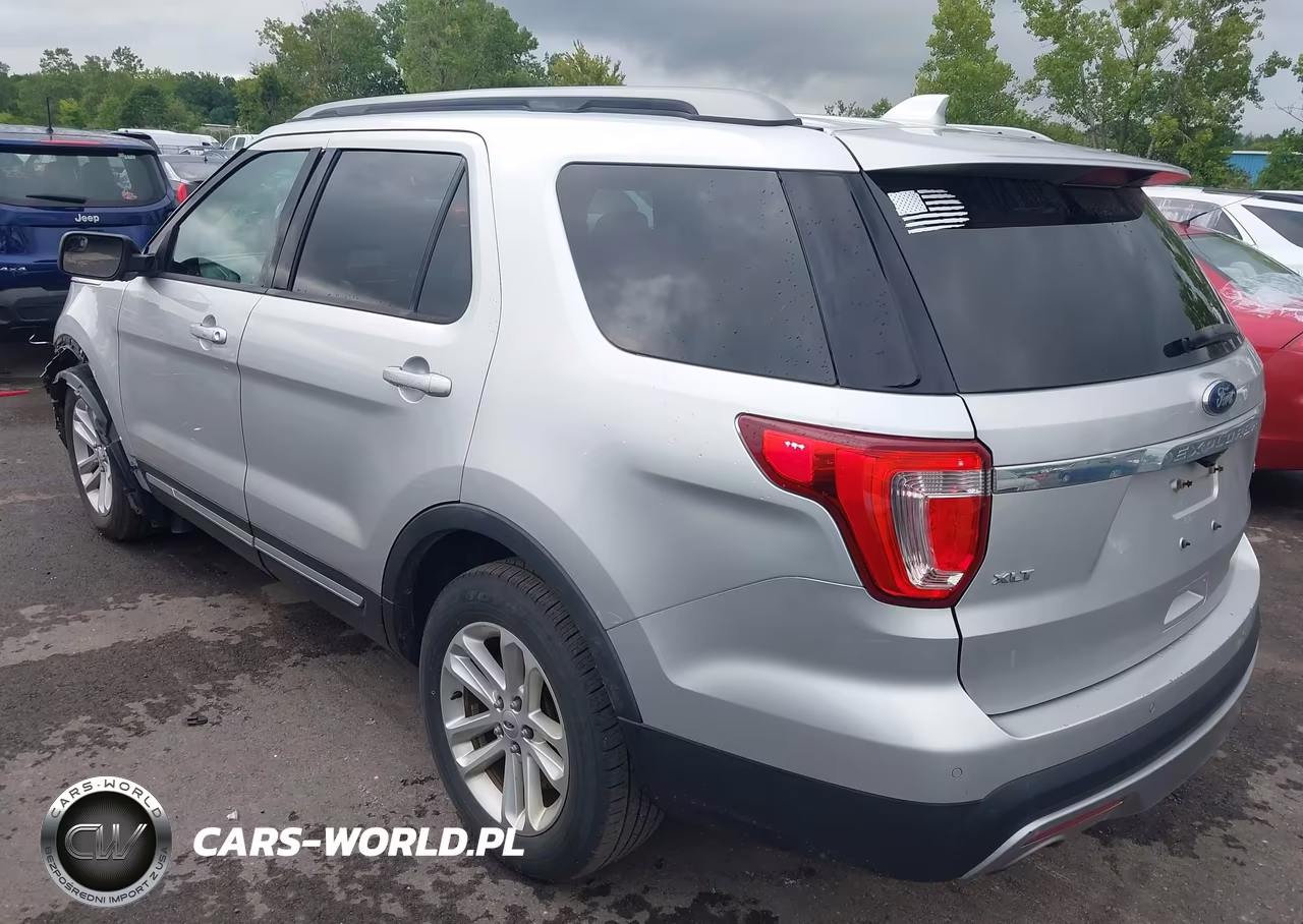 2016 Ford Explorer Xlt VIN:1FM5K7DH0GGD00255 - 3