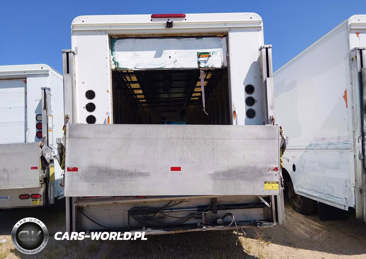 2016 Ford F-59 Commercial Stripped VIN:1F65F5KYXG0A13551 - 17
