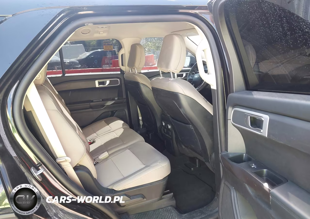2020 Ford Explorer VIN:1FMSK8BH8LGA84337 - 8