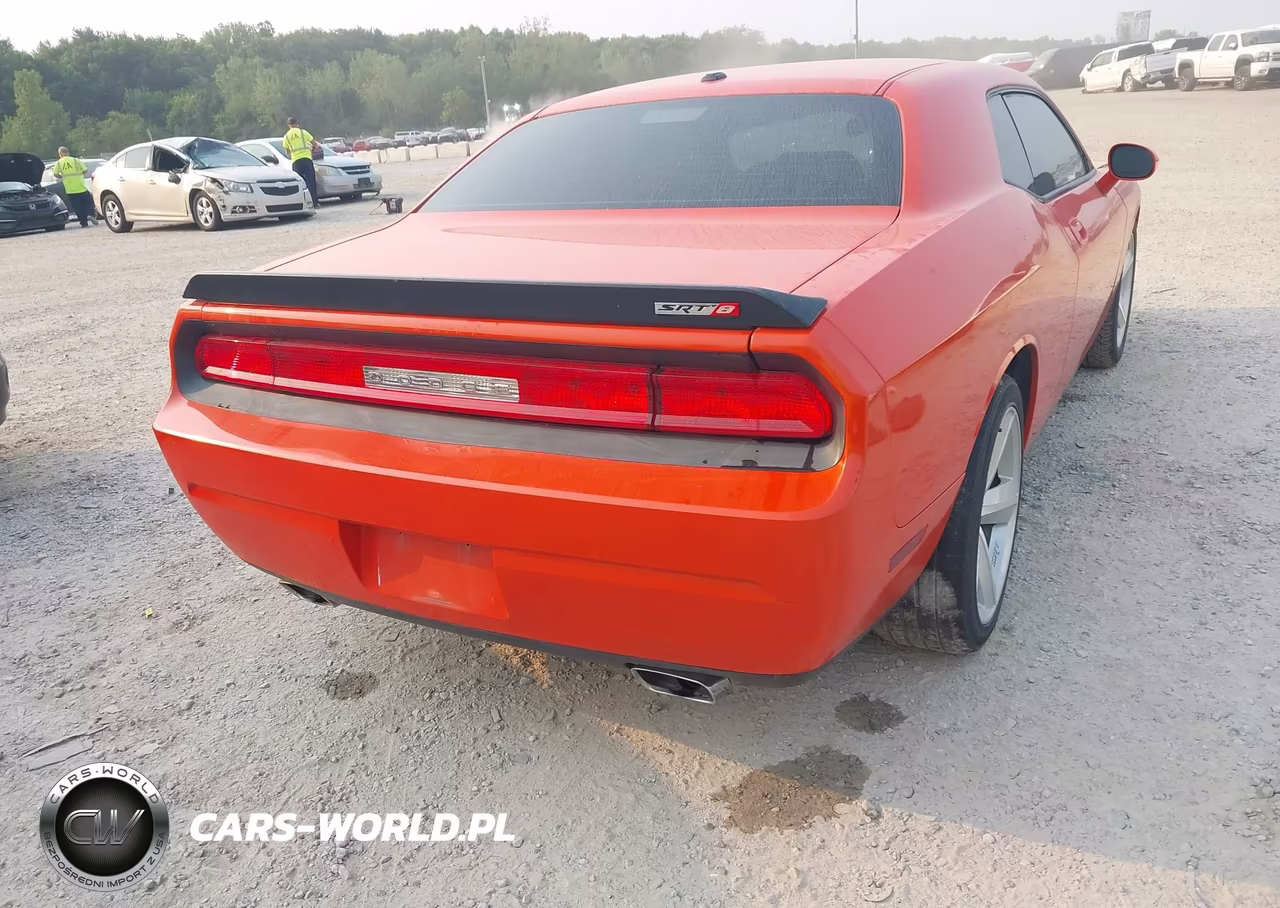 2008 Dodge Challenger Srt8 VIN:2B3LJ74W08H289584 - 16