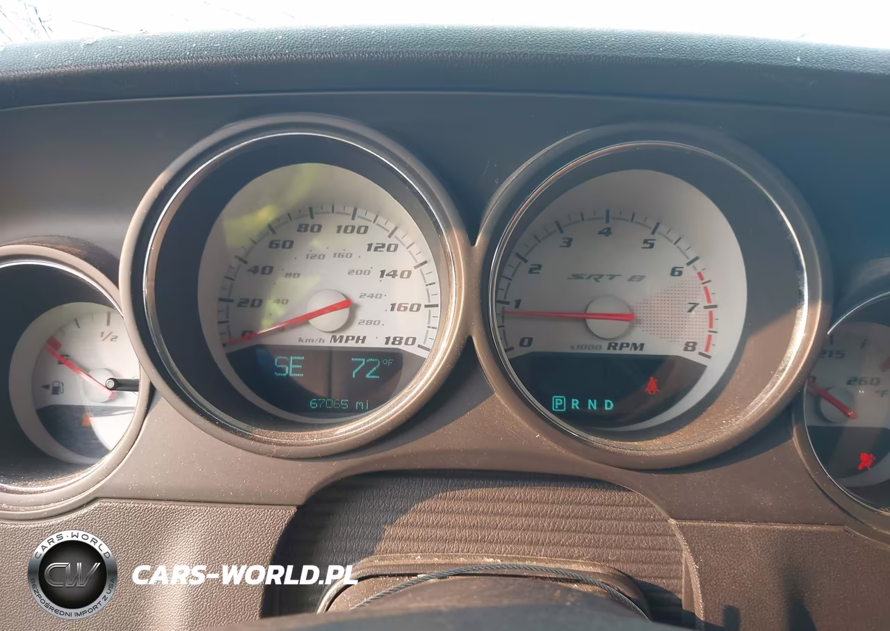 2008 Dodge Challenger Srt8 VIN:2B3LJ74W08H289584 - 7