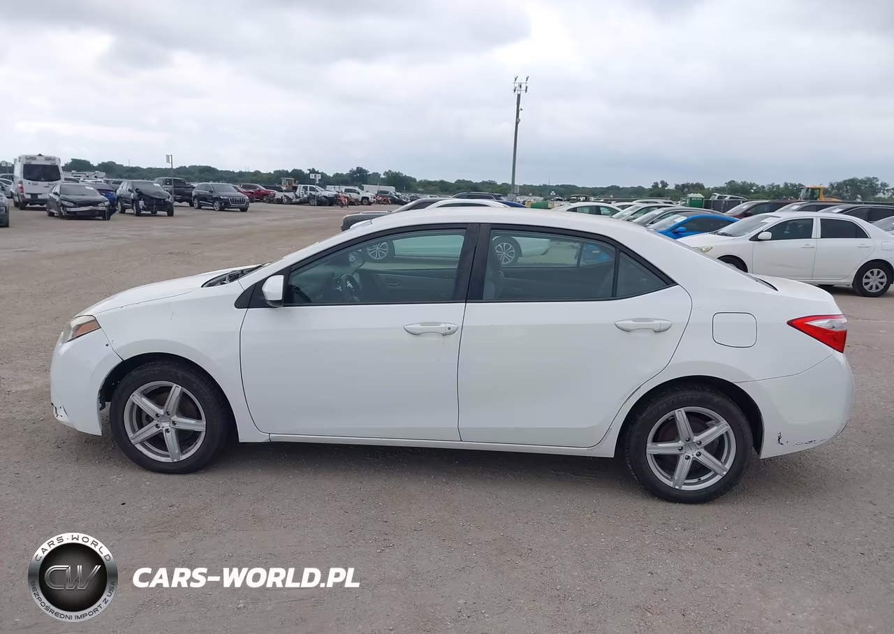 2014 Toyota Corolla Le VIN:5YFBURHEXEP145349 - 14