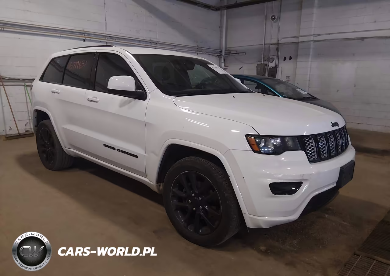 2018 Jeep Grand Cherokee Altitude 4X4 – zdjęcie 1 z 16