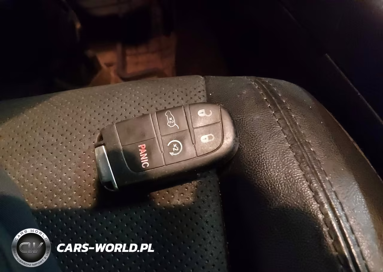 2018 Jeep Grand Cherokee Altitude 4X4 VIN:1C4RJFAG7JC448965 - 11