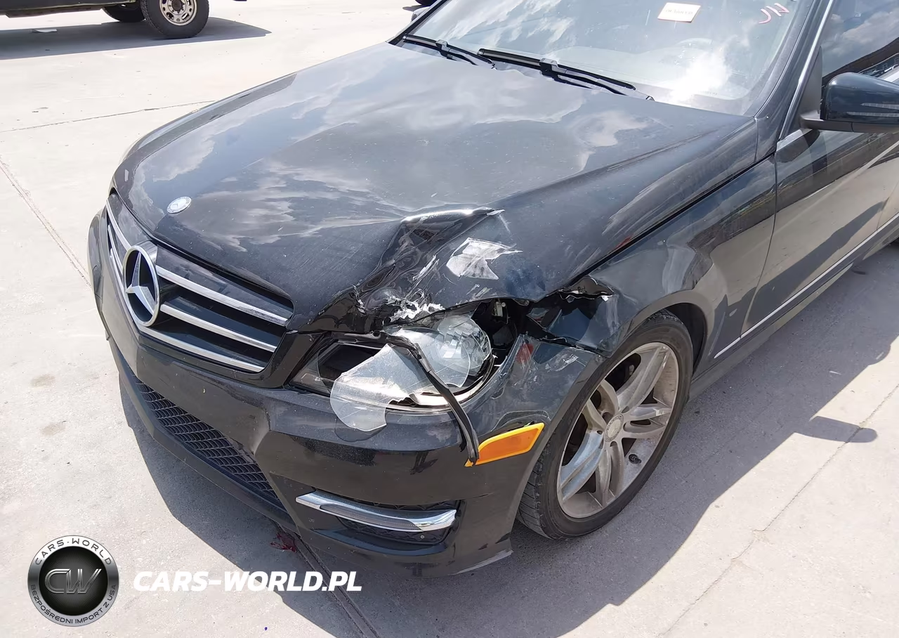 2014 Mercedes-Benz C 250 Sport VIN:WDDGF4HBXER316184 - 6