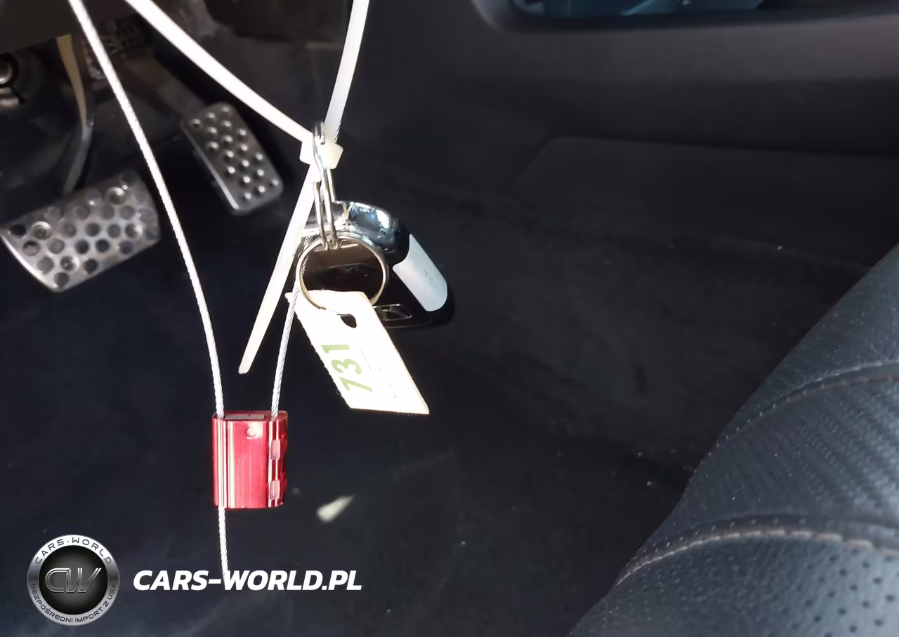 2017 Honda Civic Sport Touring VIN:SHHFK7H97HU215385 - 11