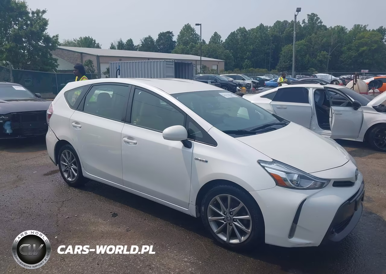 2017 Toyota Prius V Five