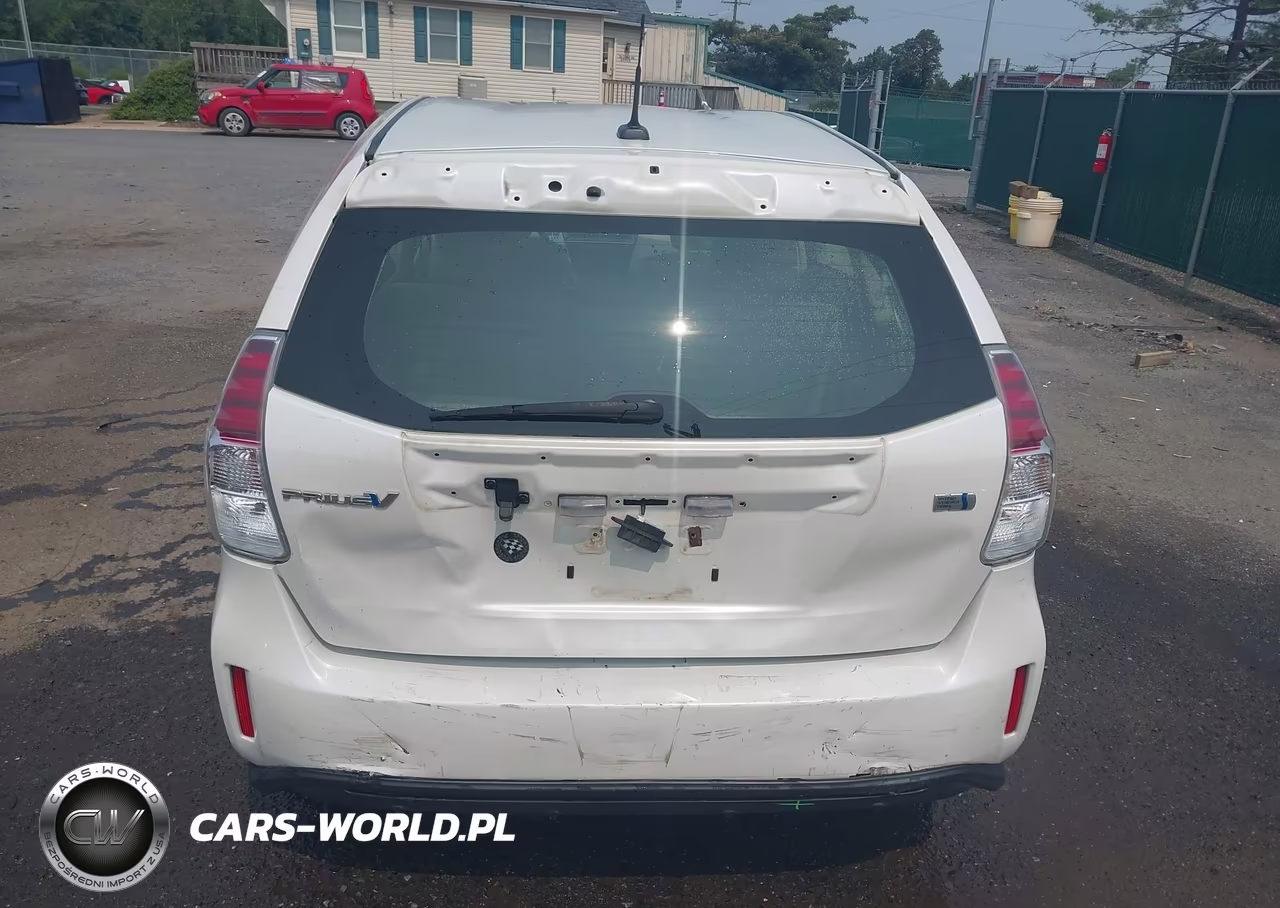 2017 Toyota Prius V Five VIN:JTDZN3EUXHJ064607 - 17