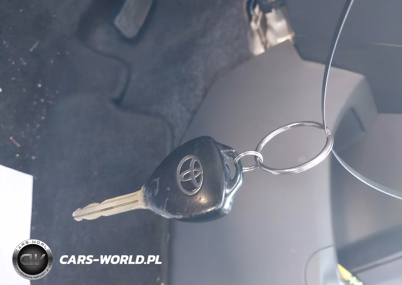 2010 Toyota Yaris VIN:JTDBT4K37A4066716 - 11