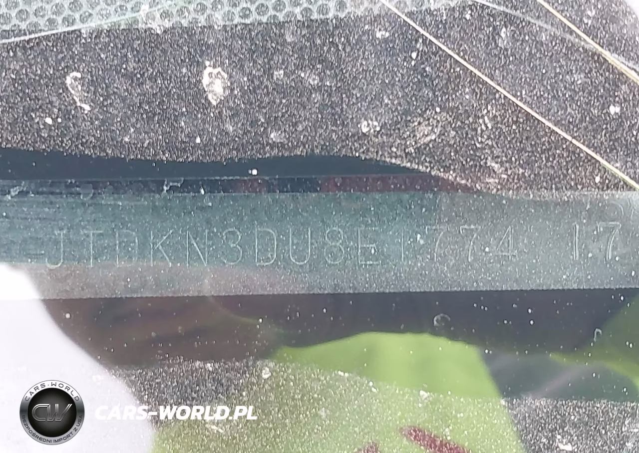 2014 Toyota Prius Three VIN:JTDKN3DU8E1774717 - 9