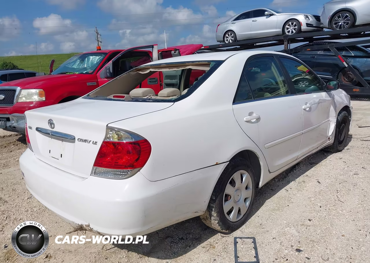 2006 Toyota Camry Le VIN:JTDBE30K463041185 - 4