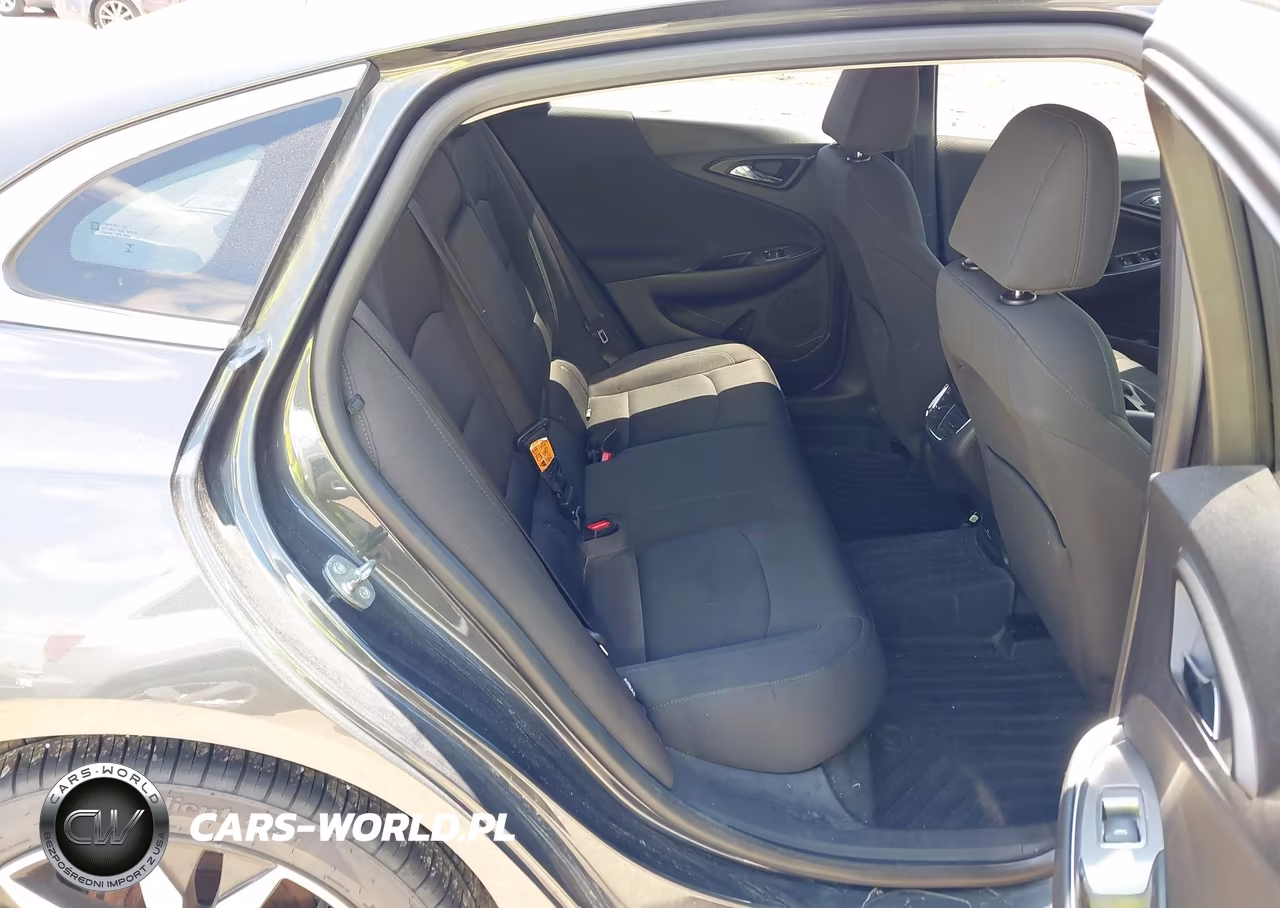 2016 Chevrolet Malibu 2Lt VIN:1G1ZF5SX9GF185274 - 8