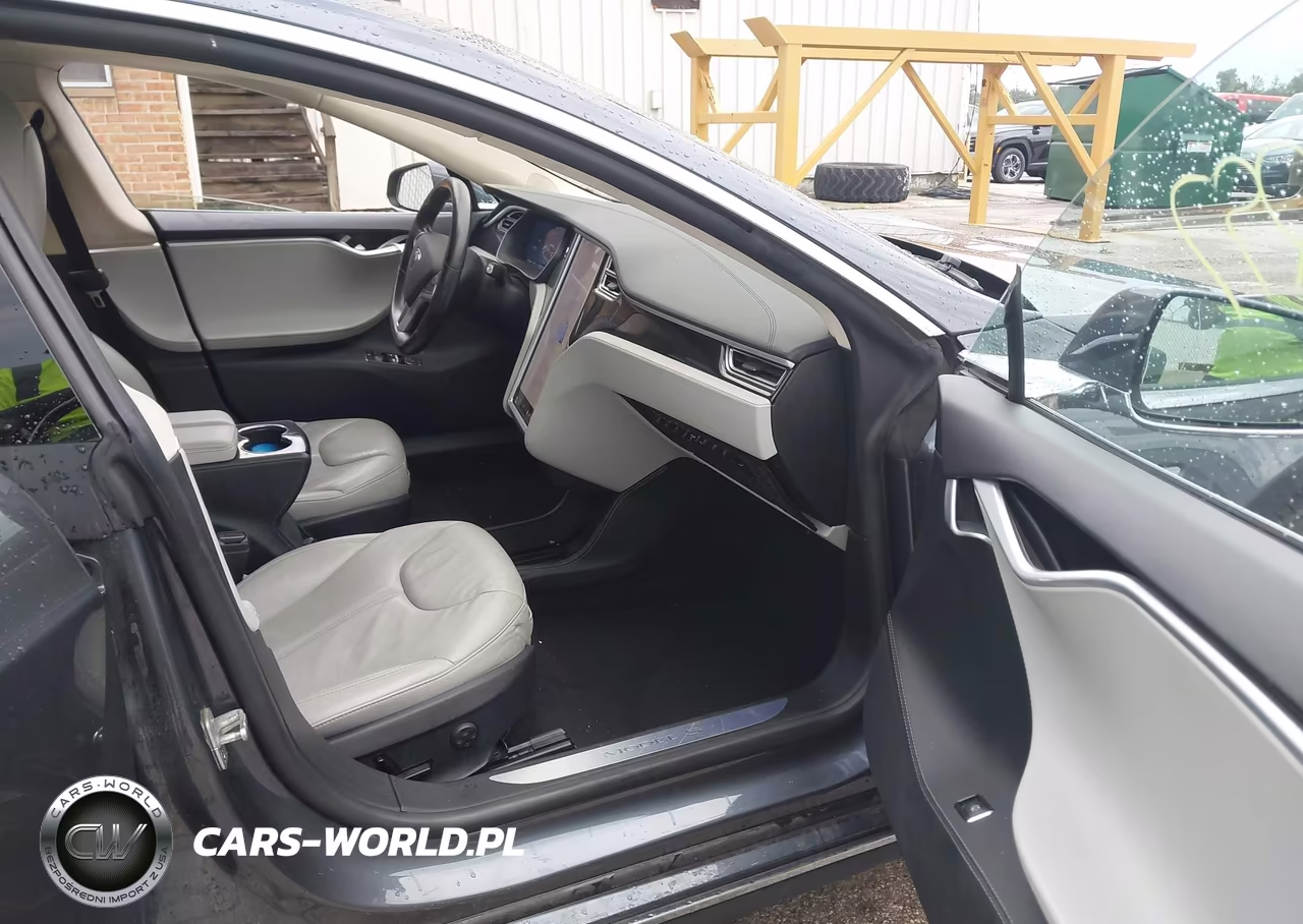 2015 Tesla Model S VIN:5YJSA1H27FF080313 - 5