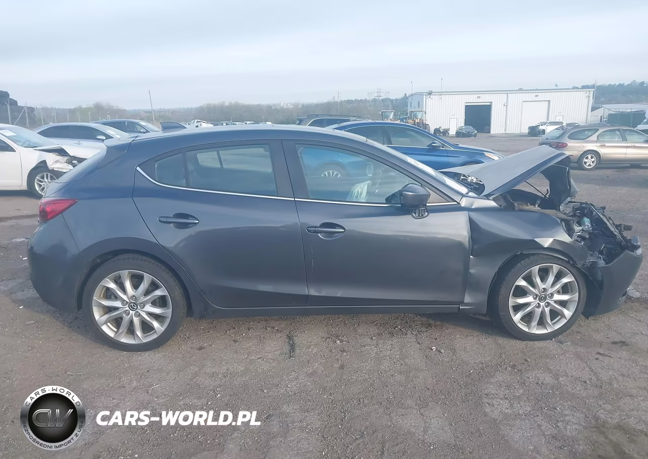 2015 Mazda Mazda3 S Touring VIN:JM1BM1L3XF1238482 - 13