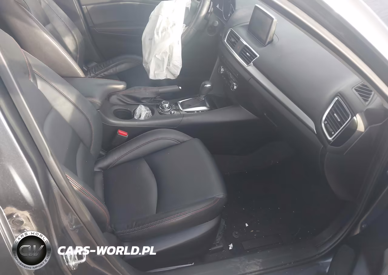 2015 Mazda Mazda3 S Touring VIN:JM1BM1L3XF1238482 - 5