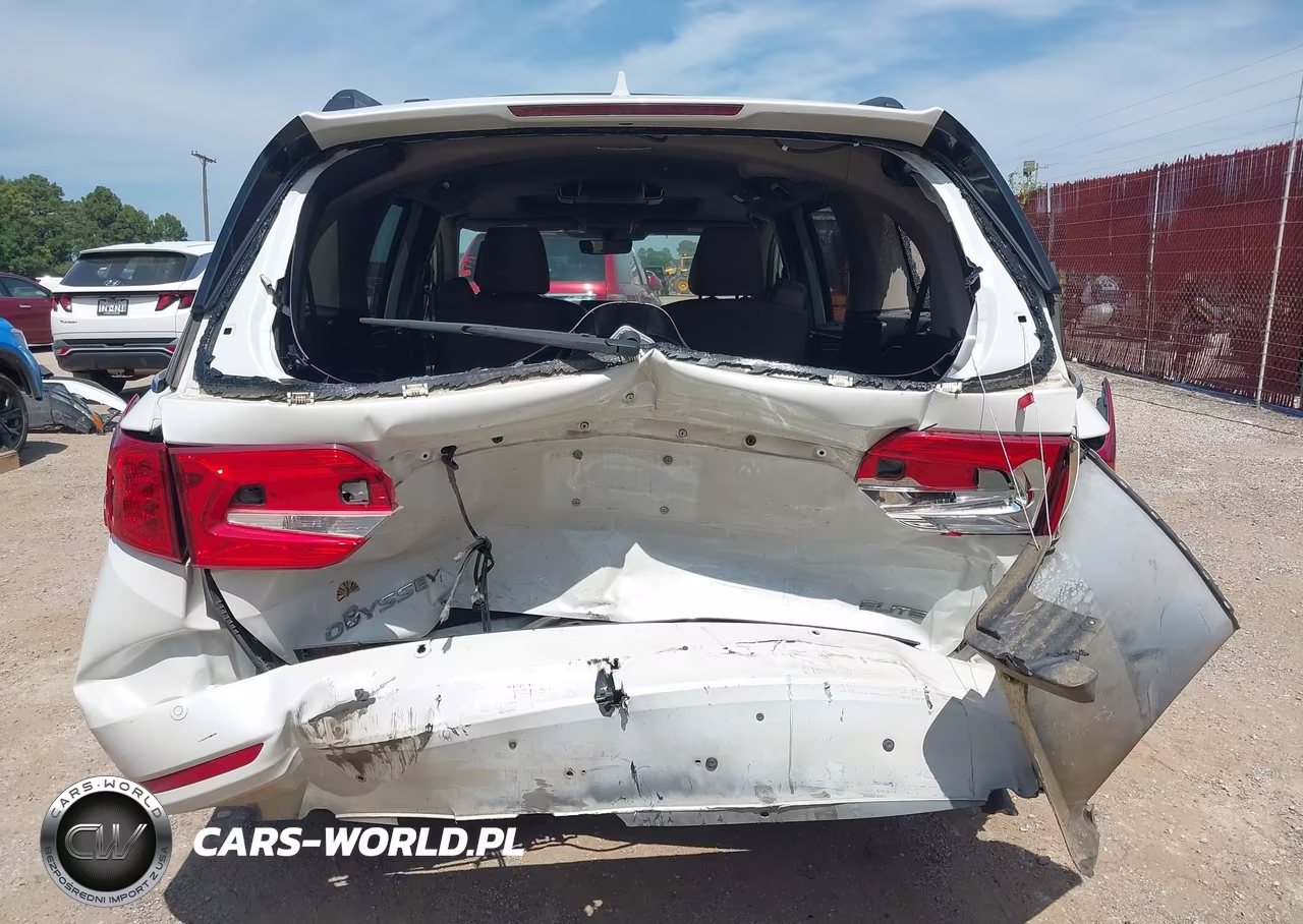 2020 Honda Odyssey Elite VIN:5FNRL6H97LB060870 - 16