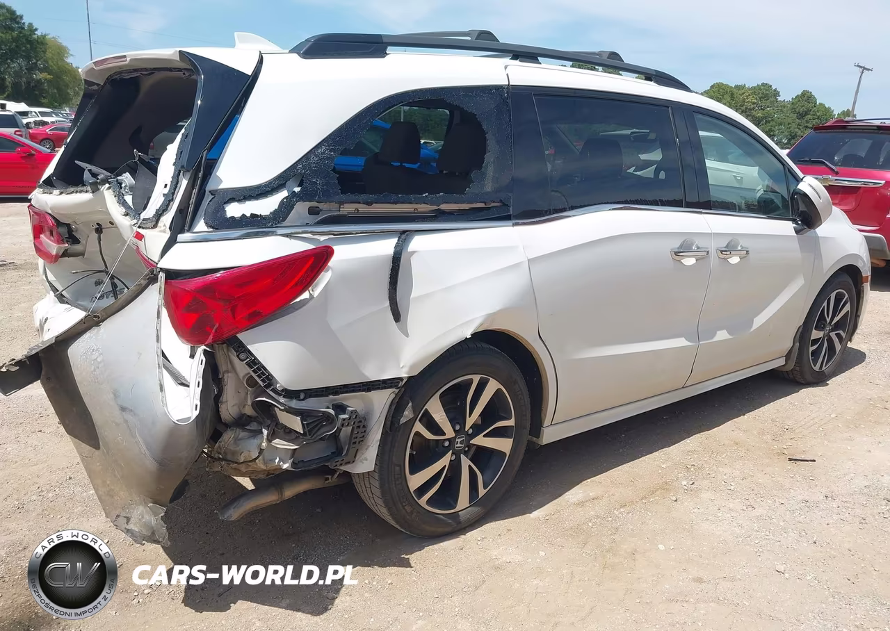 2020 Honda Odyssey Elite VIN:5FNRL6H97LB060870 - 4