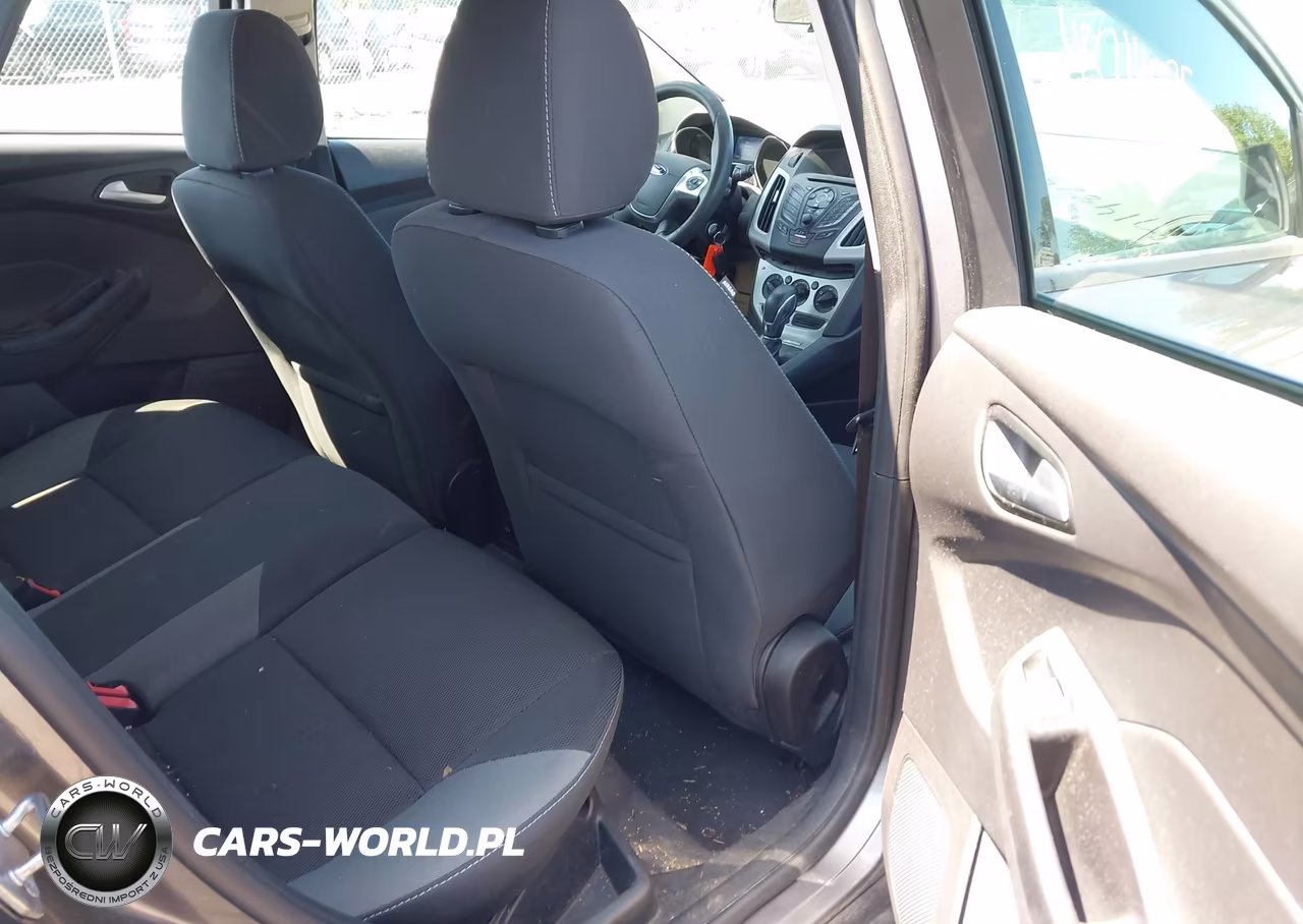 2014 Ford Focus Se VIN:1FADP3K22EL360993 - 8