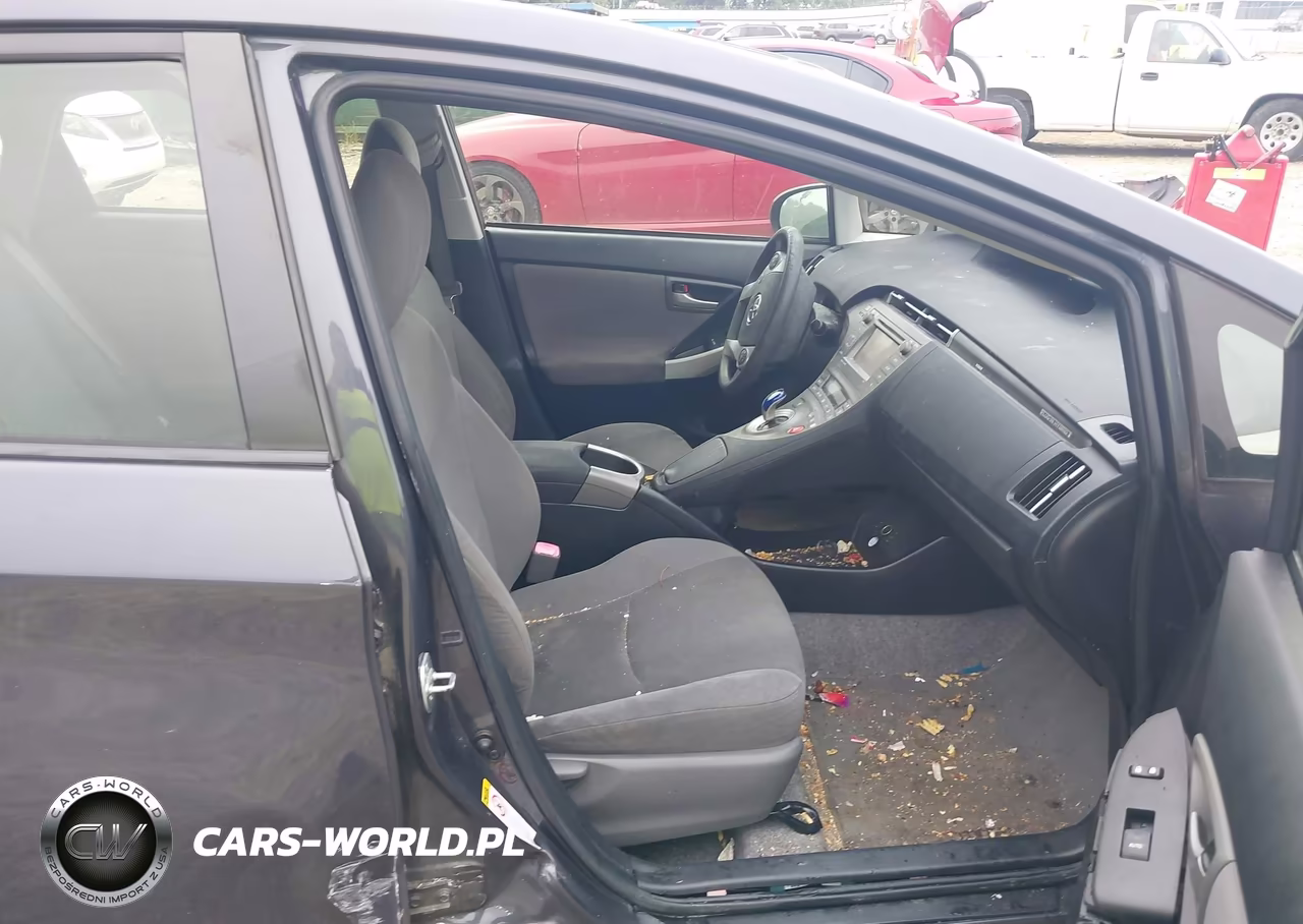 2012 Toyota Prius Plug-In VIN:JTDKN3DP4C3010066 - 5