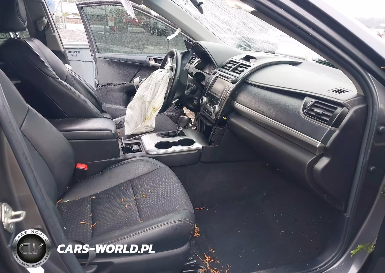 2014 Toyota Camry Se VIN:4T1BF1FK8EU322063 - 5