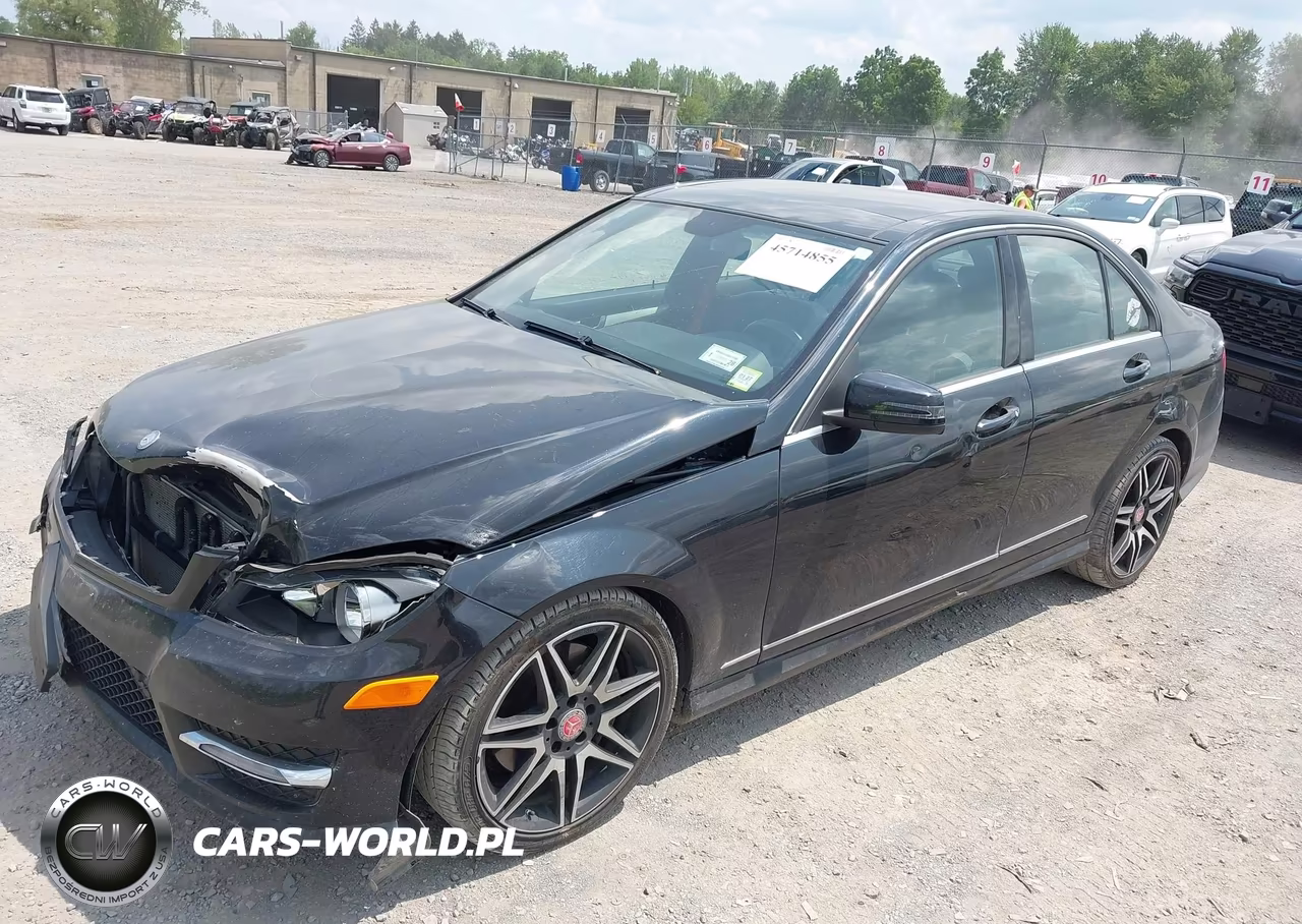 2013 Mercedes-Benz C 300 Sport 4Matic VIN:WDDGF8AB5DR248179 - 2
