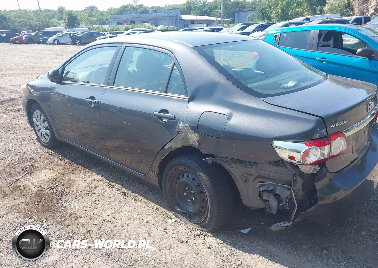 2012 Toyota Corolla Le VIN:2T1BU4EEXCC761069 - 3