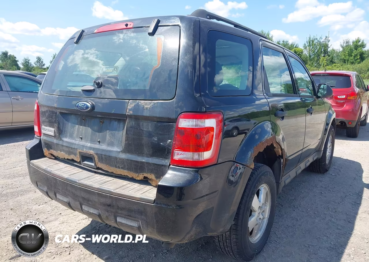 2012 Ford Escape Xls VIN:1FMCU0C7XCKB38045 - 4