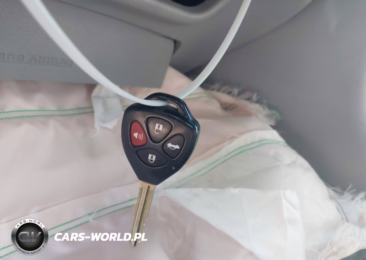 2017 Toyota Camry Le VIN:4T1BF1FK9HU379036 - 11