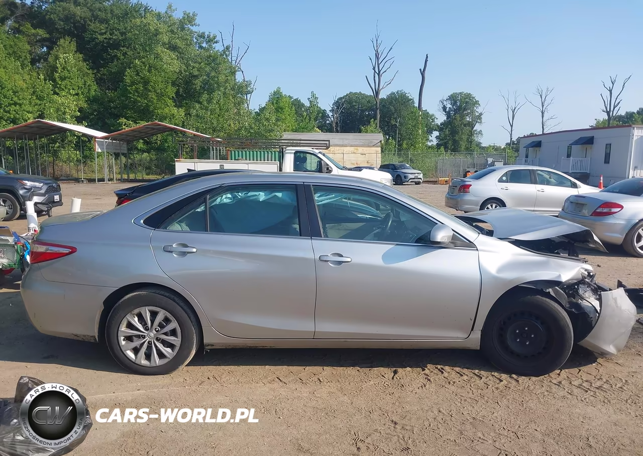 2017 Toyota Camry Le VIN:4T1BF1FK9HU379036 - 13