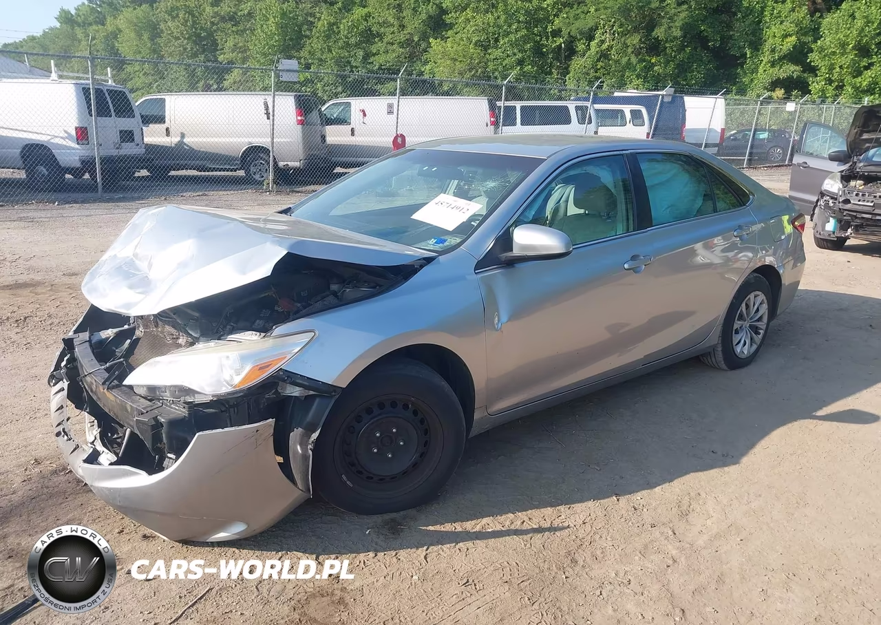 2017 Toyota Camry Le VIN:4T1BF1FK9HU379036 - 2